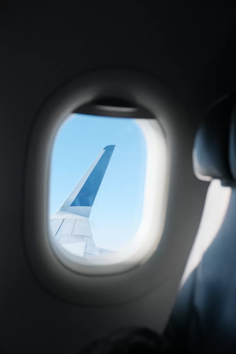 9 Helpful Apps & Websites that Every Solo Traveler Needs