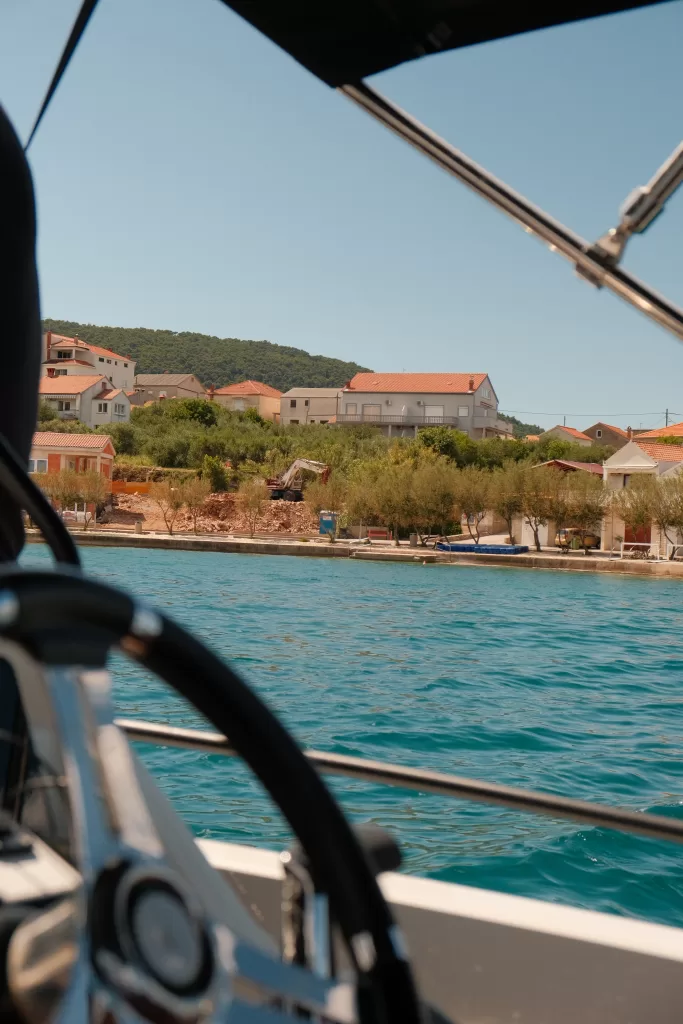 budget solo travel in Croatia